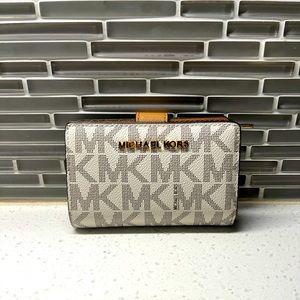Michael Kors Monogram Wallet